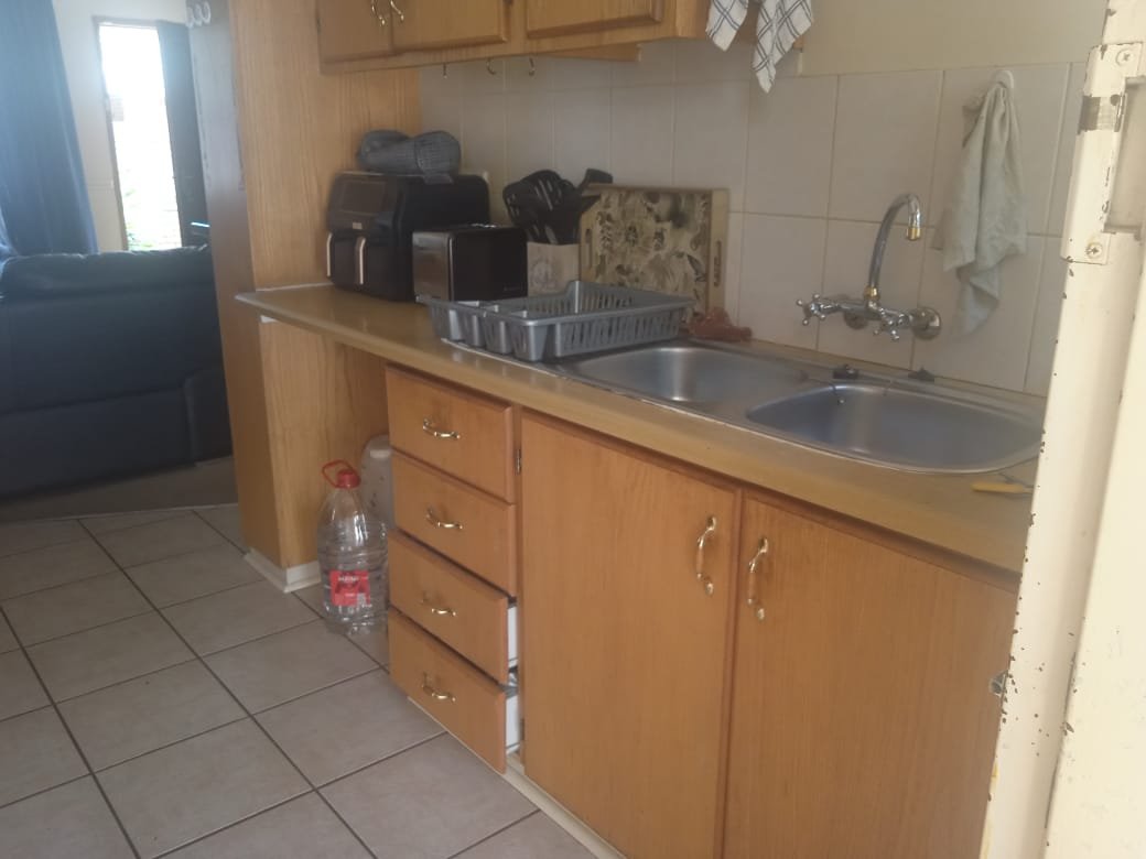 2 Bedroom Property for Sale in Heuwelsig Free State